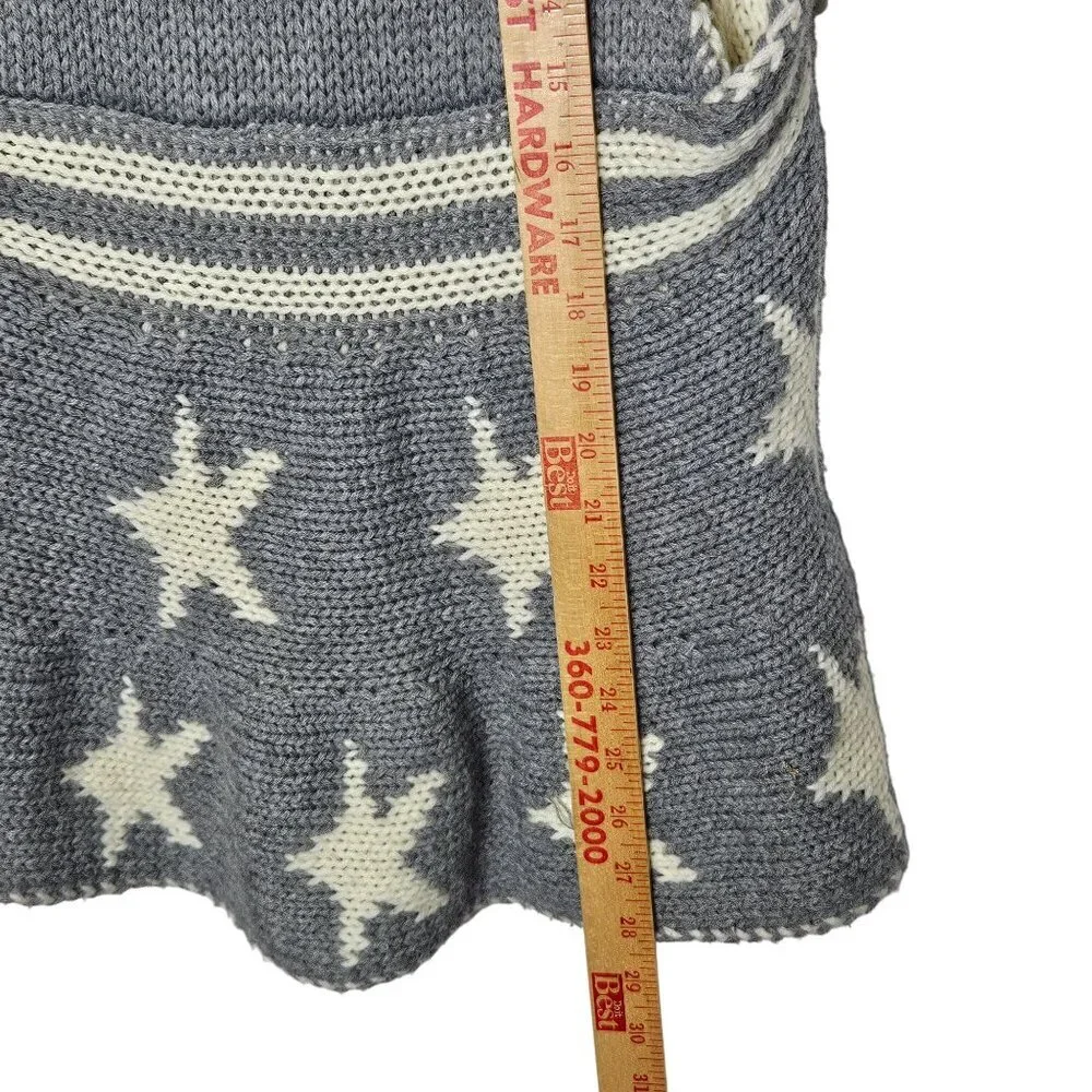 Elan Gray Cream Star Pattern Acrylic Knit Vest Big Safety Pin Clip 4th of July O